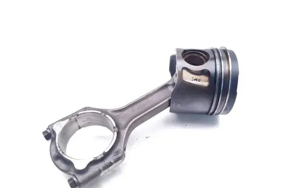 Opel Insignia A Piston with connecting rod A20DTE