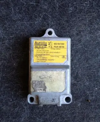 Peugeot 406 Airbag control unit/module 9631847080