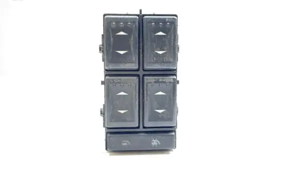 Ford Mondeo Mk III Electric window control switch 1S7T14A132BE 03163452