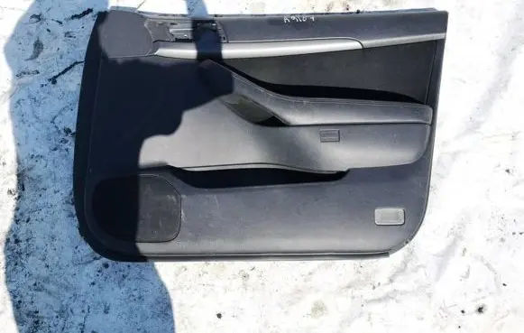 Toyota Avensis T250 Front door card panel trim