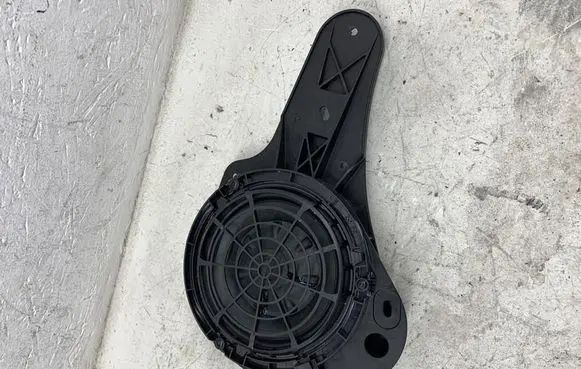 Citroen C5 Aircross High frequency speaker in the rear doors 9813827080
