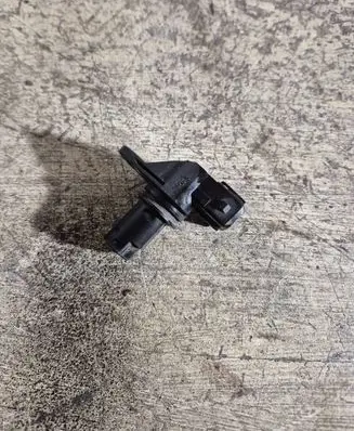 Renault Espace IV Camshaft position sensor 8200370572