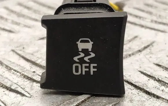Traction control (ASR) switch