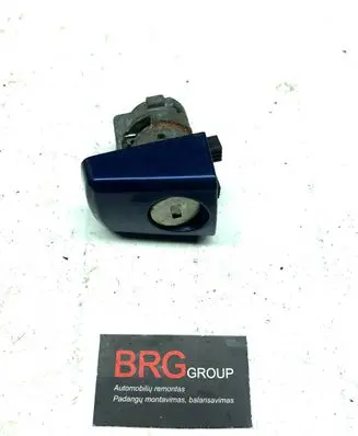 Opel Vectra C Front door check strap stopper 24419490 29095209