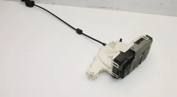 Chrysler 300C Rear door lock P04589917AD 04589917AD
