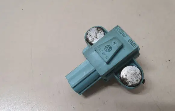 Audi A6 S6 C6 4F Airbag deployment crash/impact sensor 4F0955557