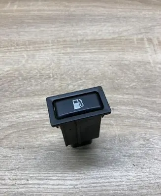 Toyota Avensis T250 Fuel tank opening switch 156795 5660U31