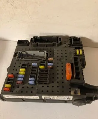 Volvo XC90 Fuse module 30786646