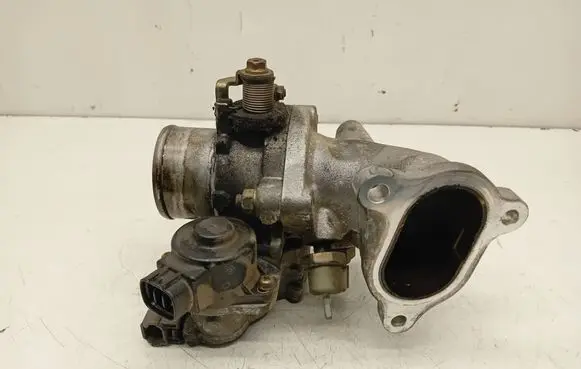 Toyota Corolla E120 E130 Throttle valve 89672 21020 8967221020
