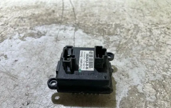 Citroen C4 Grand Picasso Heater blower fan relay A43000700 1521935 0288100