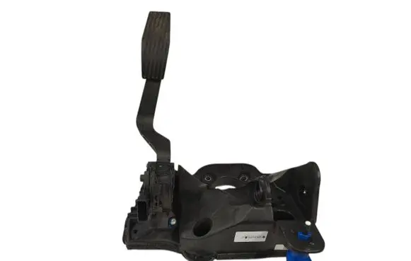 Jeep Renegade Accelerator throttle pedal 6PV01017516 51980266