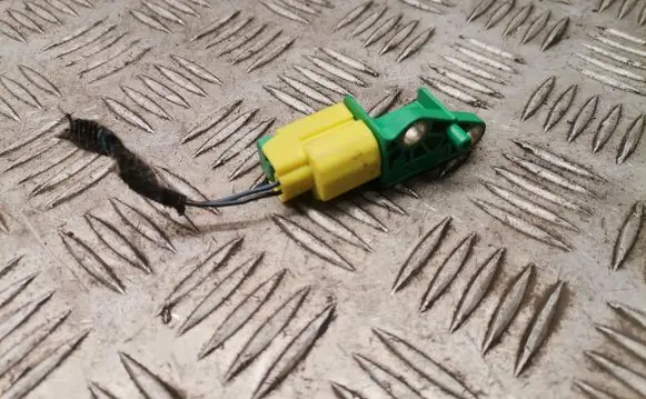 Audi A5 8T 8F Airbag deployment crash/impact sensor 1k0909606c