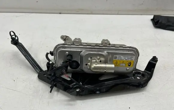 BMW iX3 G08 Hybrid/electric vehicle battery fan 9873689