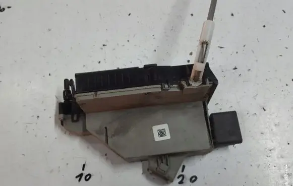 Loading door lock