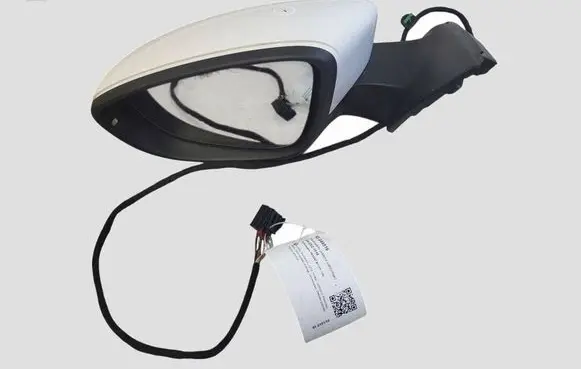 Volkswagen PASSAT B7 Front door electric wing mirror 3C0857933A 561213