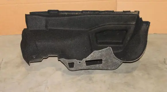 Trunk/boot lower side trim panel