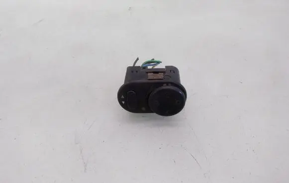 Opel Calibra Wing mirror switch 90355442L