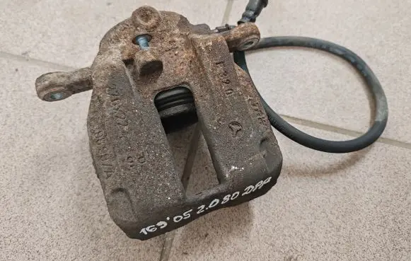 Mercedes-Benz A W169 Front brake caliper