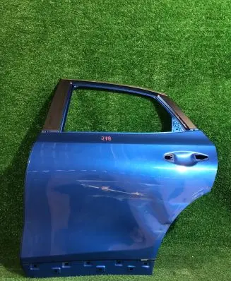 KIA Xceed Rear door