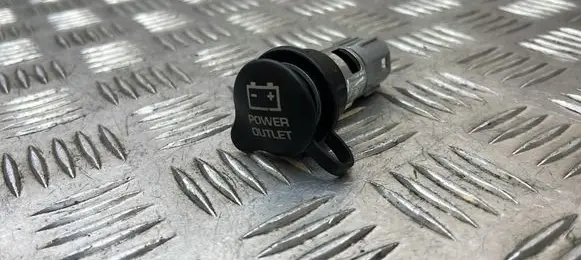 Chrysler Grand Voyager V 12 V Socket (front) 