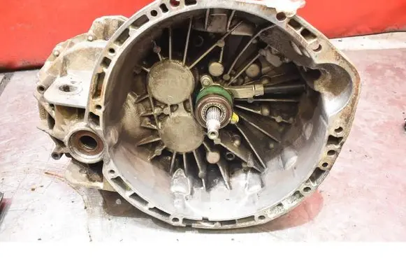 Renault Trafic II (X83) Manual 6 speed gearbox PF6010