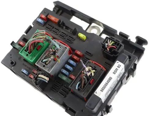 Peugeot 206 Fuse module 9650664080 44896673