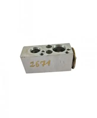 Air conditioning (A/C) expansion valve