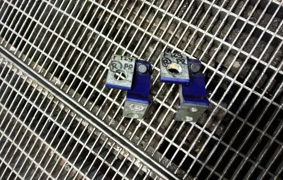 Seat Leon (5F) Front door hinge set 