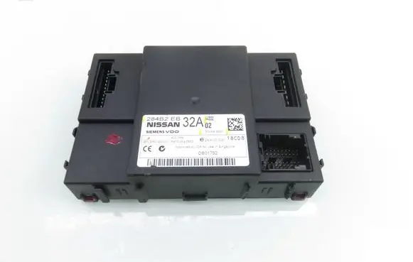 Nissan Navara BSM Control unit 5WK48921 284B2EB32A