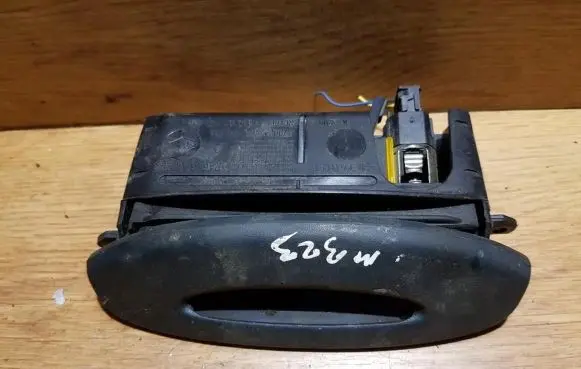 Car ashtray
