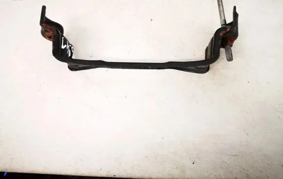 Nissan Qashqai Radiator mount bracket