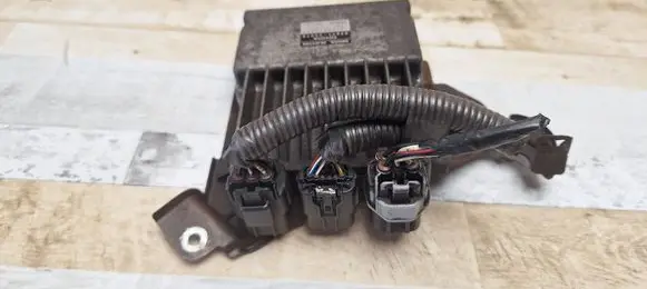 Toyota Corolla Verso AR10 Fuel injection control unit/module 8987120070 1310001371