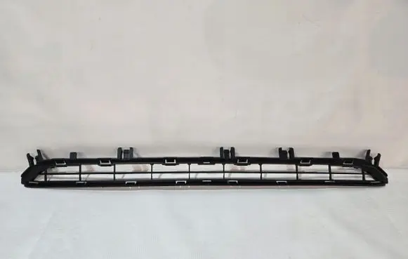 Peugeot 3008 I Front grill 9685625677