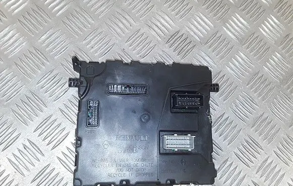 Renault Kangoo II Engine control unit/module 8200954394