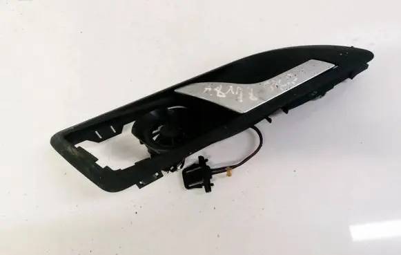 Skoda Octavia Mk2 (1Z) Rear door interior handle 1Z0839248