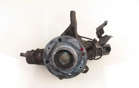 Peugeot 308 Front wheel hub spindle knuckle 