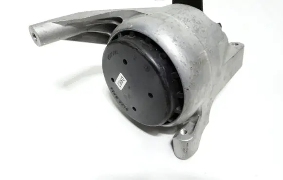 Porsche Panamera (971) Engine mount bracket 971199383