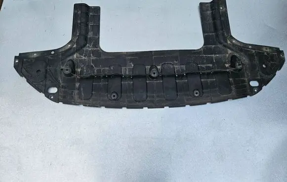 Hyundai i20 (BC3 BI3) Front bumper skid plate/under tray 29110C8500 2652304566