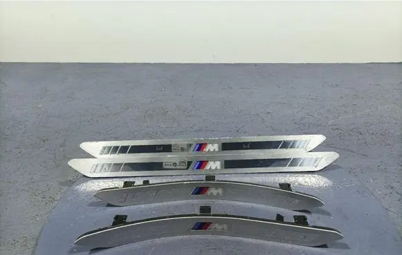 BMW X5 E53 Foot area side trim 8069271
