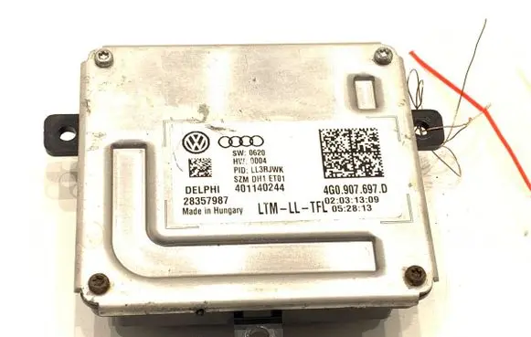 Audi A5 8T 8F Voltage converter/converter module 4G0907697D