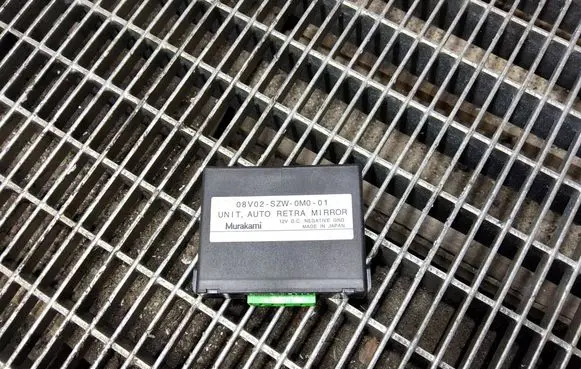 Honda Odyssey Wing mirror control module 08V02SZW0M001