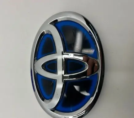 Toyota Yaris XP210 Manufacturer badge logo/emblem 7540302050