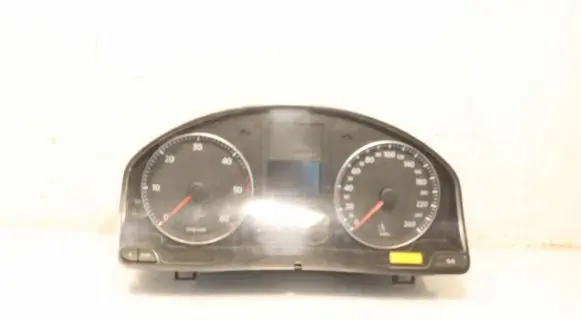 Volkswagen Jetta V Clock 