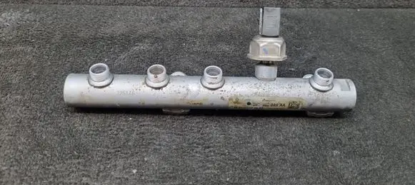 Audi A4 S4 B7 8E 8H Fuel main line pipe 059130089AA 059130089P