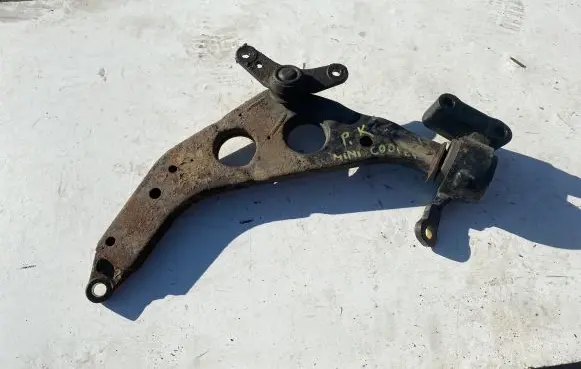 Mini One - Cooper R50 - 53 Front lower control arm/wishbone