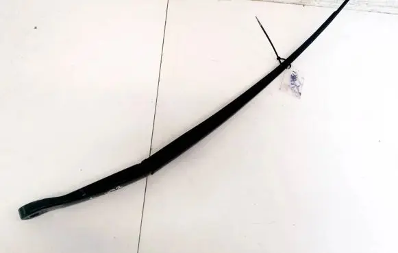 Honda CR-V Front wiper blade arm
