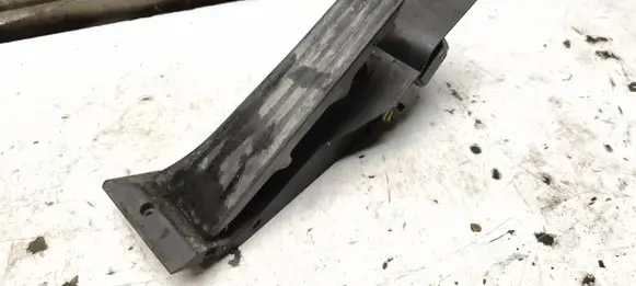 BMW 5 E60 E61 Accelerator throttle pedal 25916010