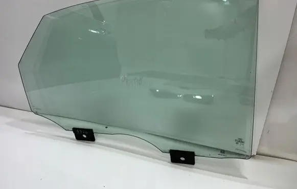 Audi A8 S8 D2 4D Rear side window 4H0845026A | 68475634065315,267