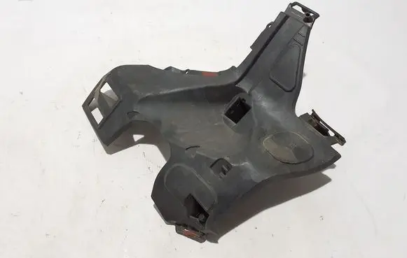 Volvo XC40 Front bumper mounting bracket 31449362