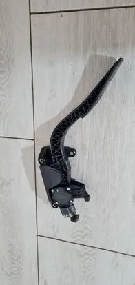 Chevrolet Captiva Accelerator throttle pedal 96265893